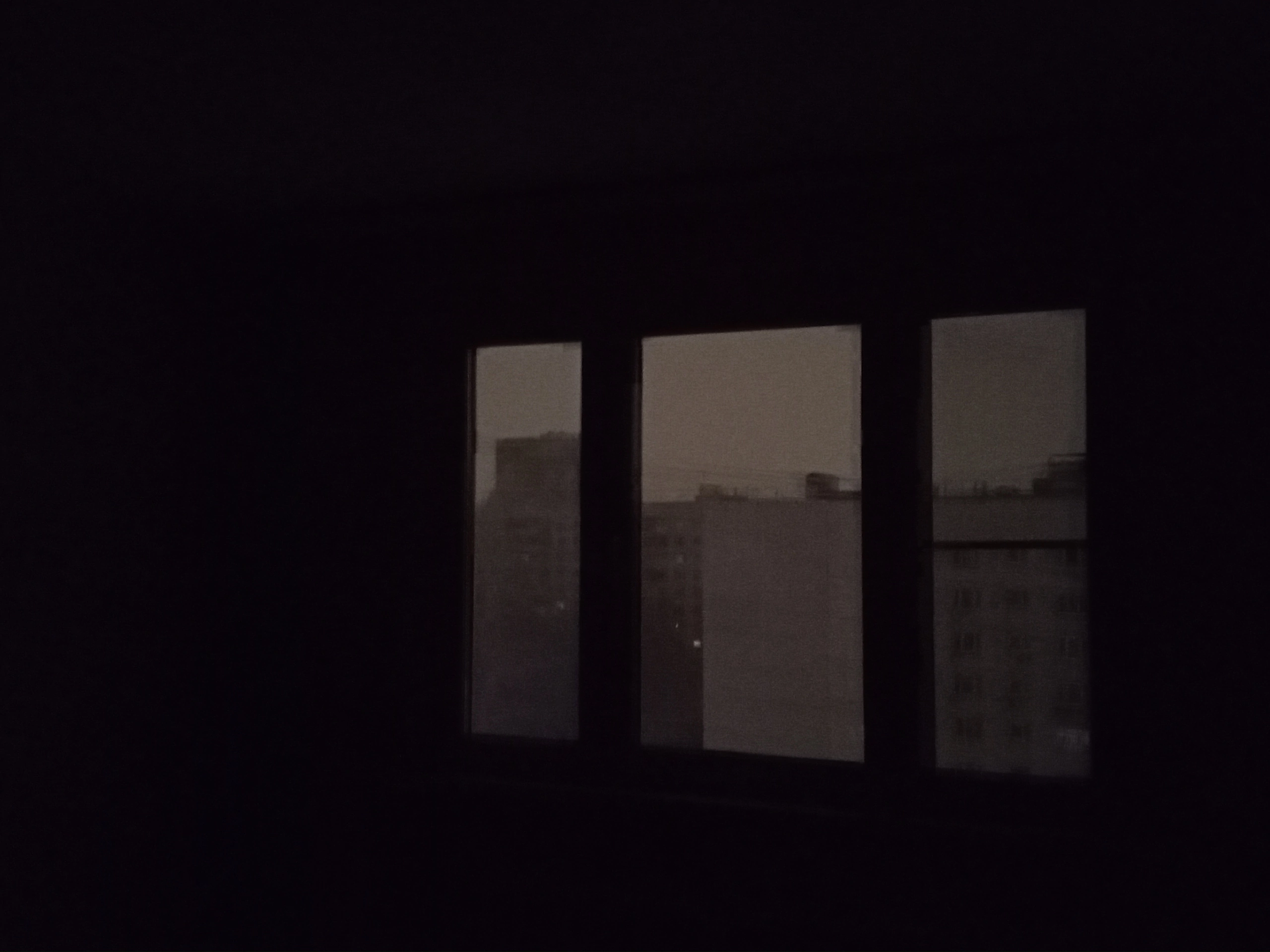 2560x1920