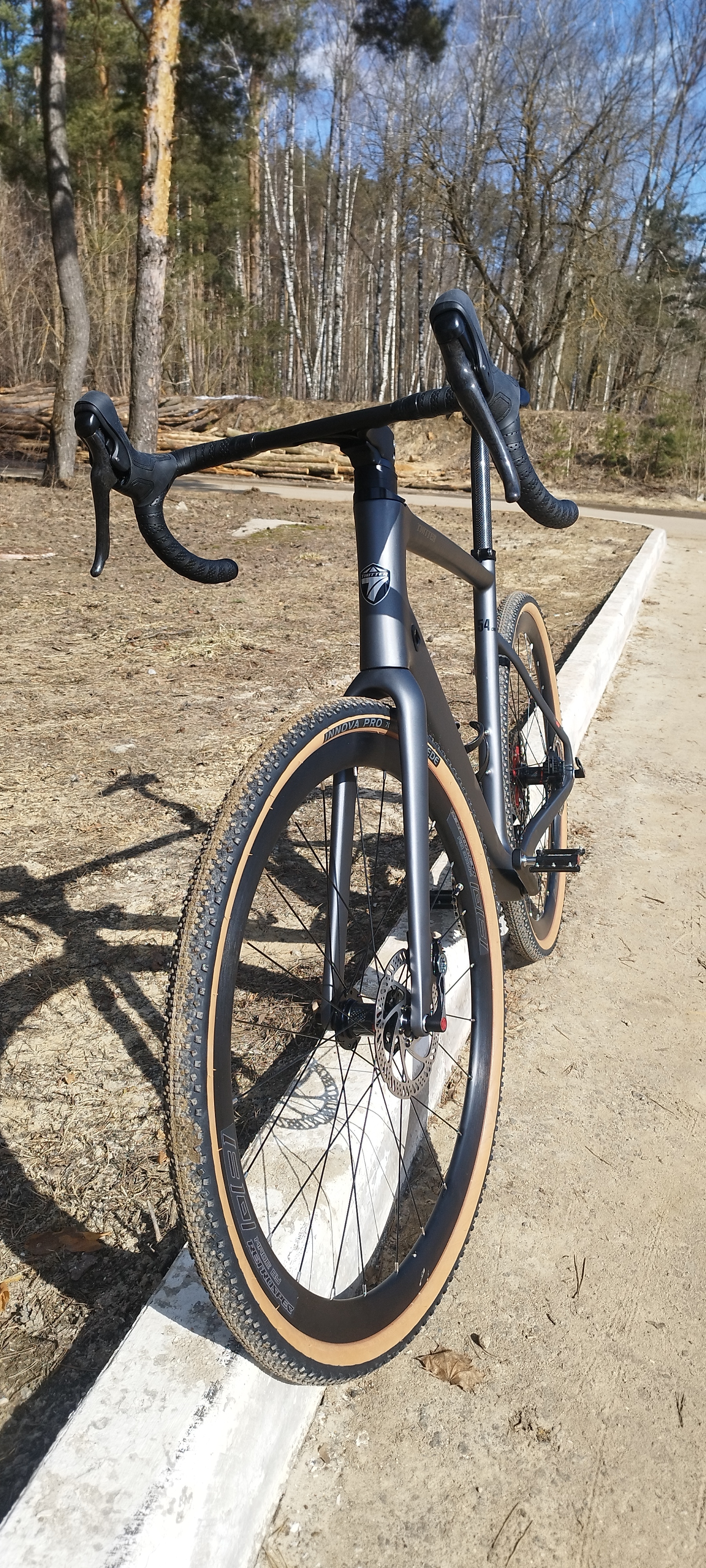 1800x4000