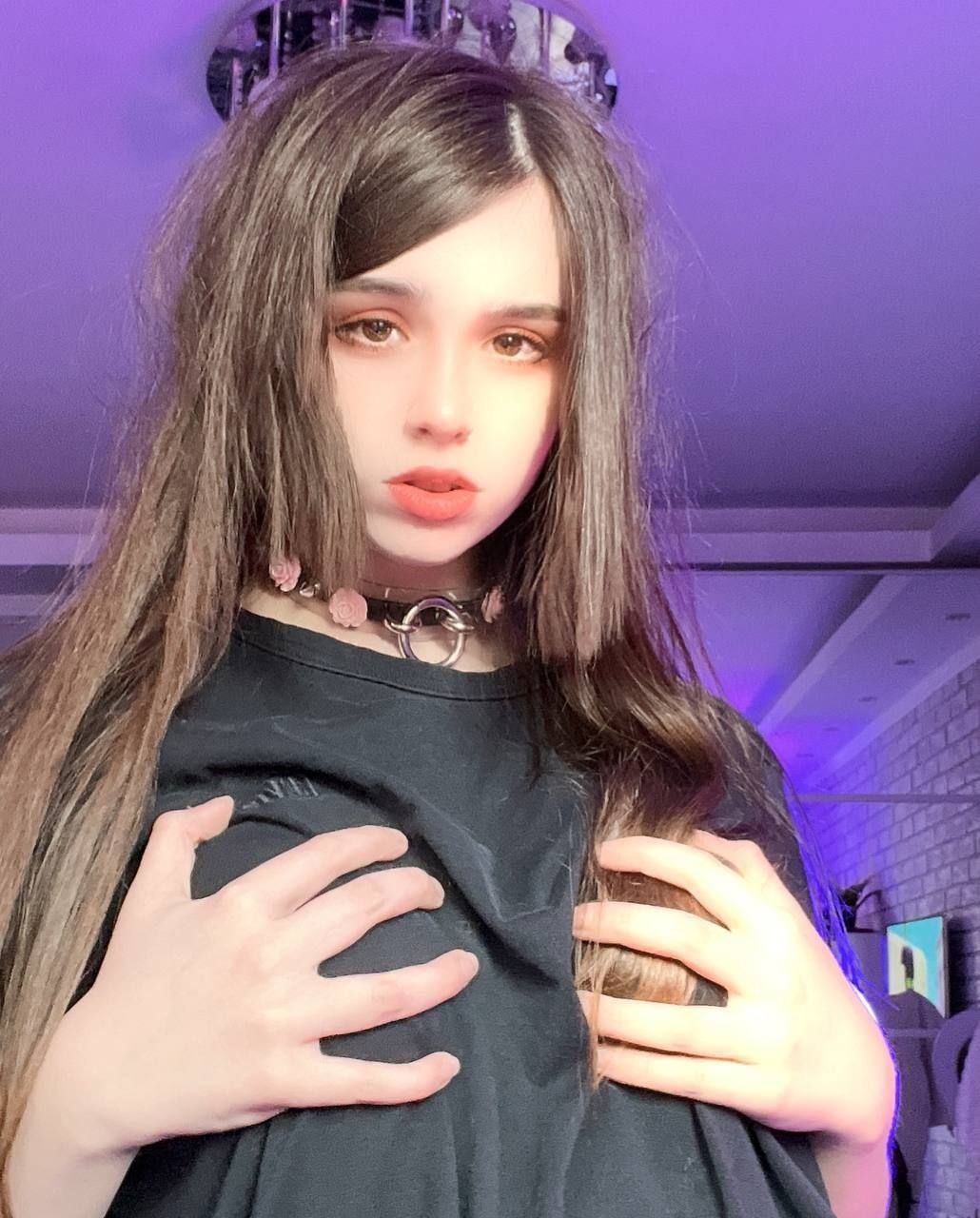 1030x1280