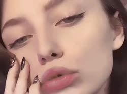 496x368