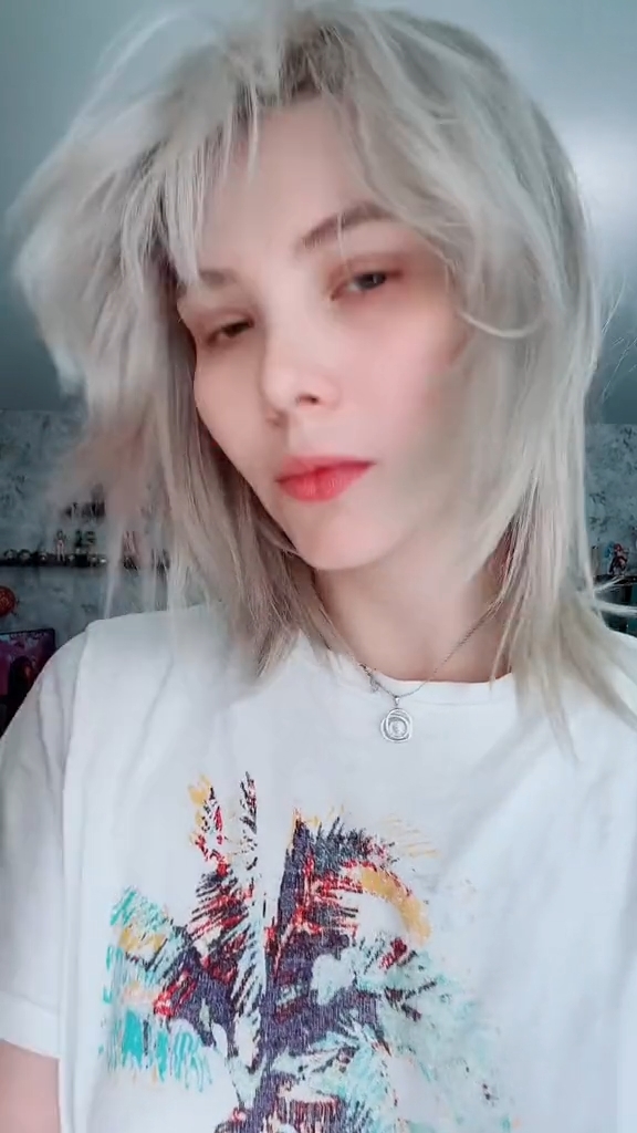 576x1024