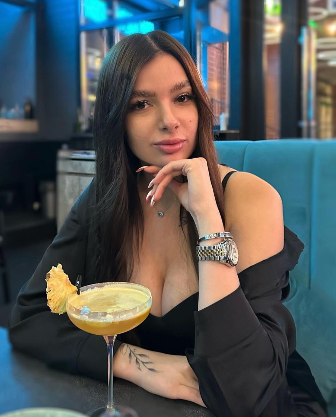 1080x1339