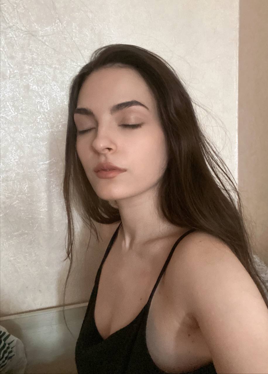 916x1280