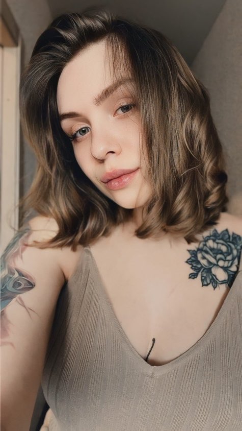 475x844