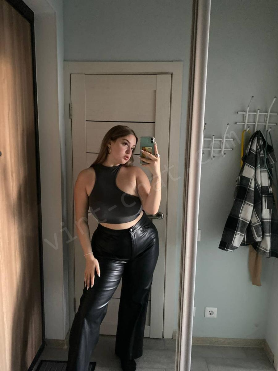 900x1200