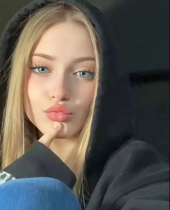 564x698