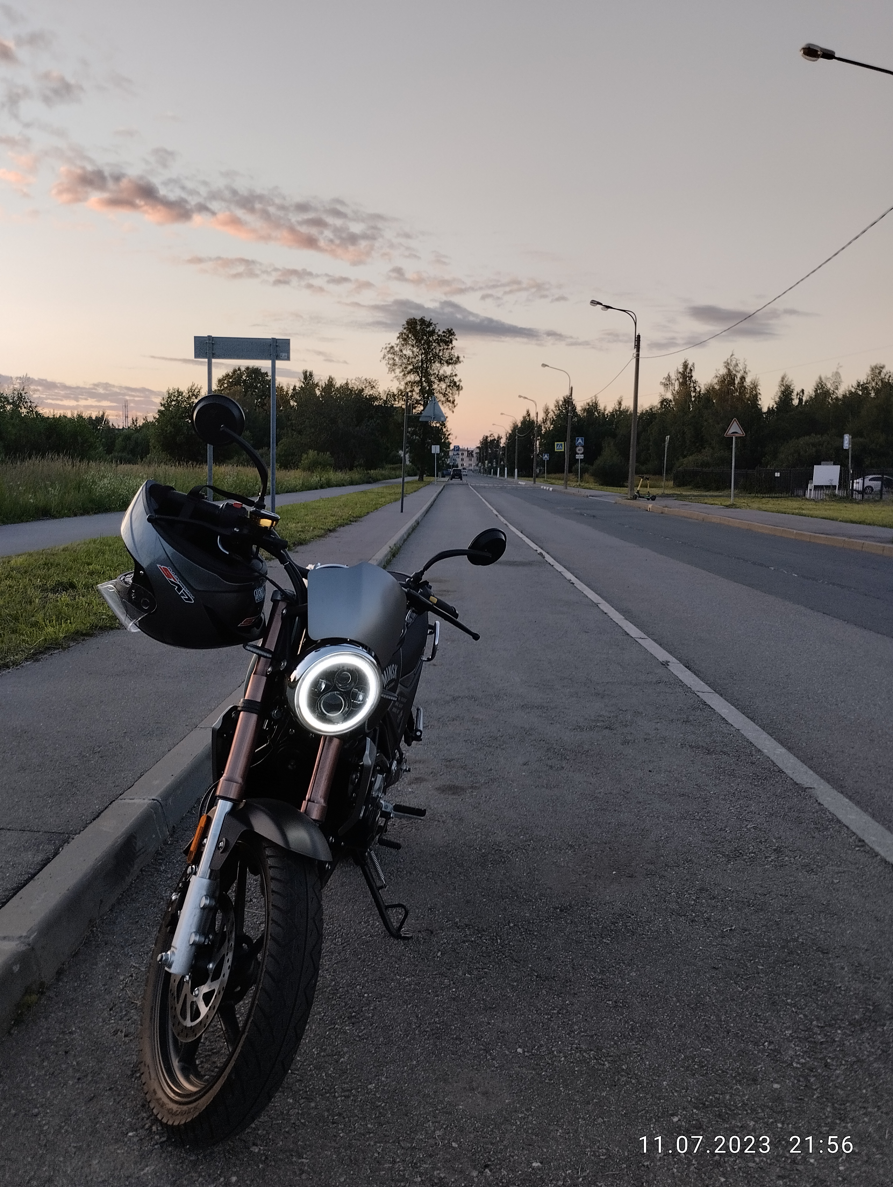 3072x4080