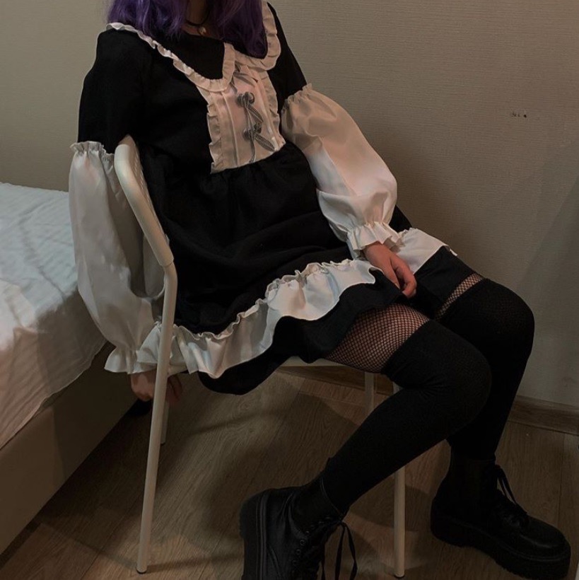 819x820