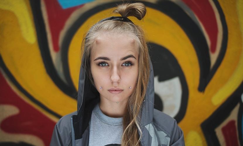 830x500