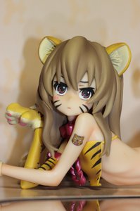 683x1025