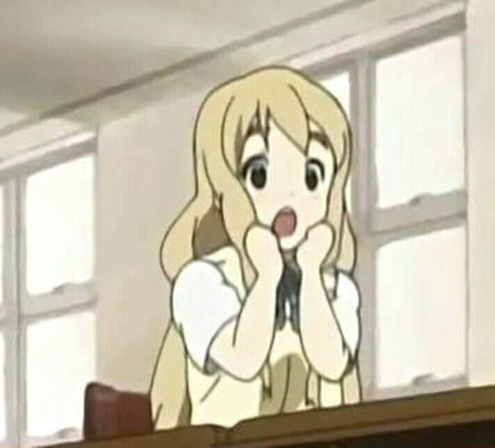 712x645