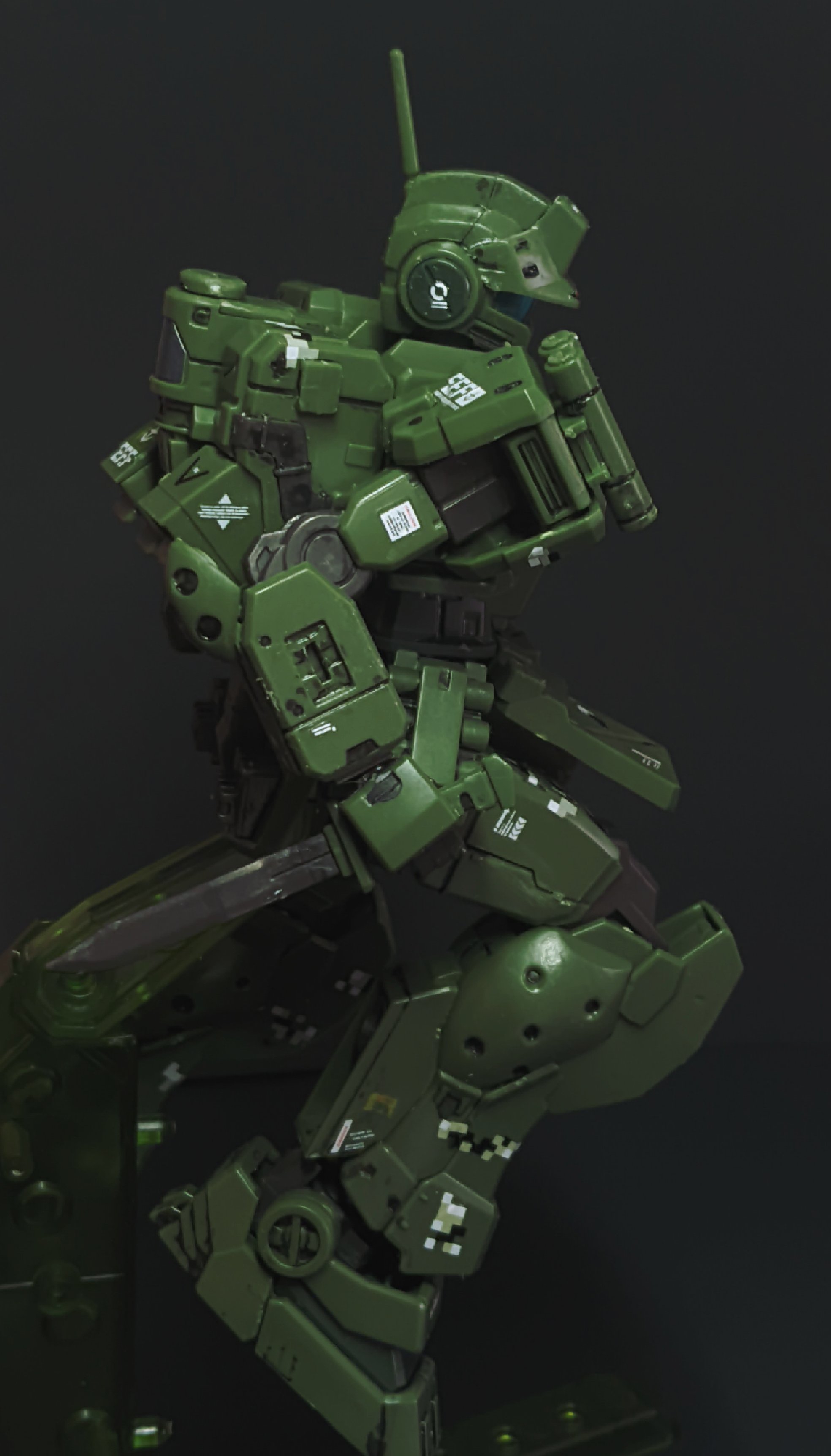 1968x3447