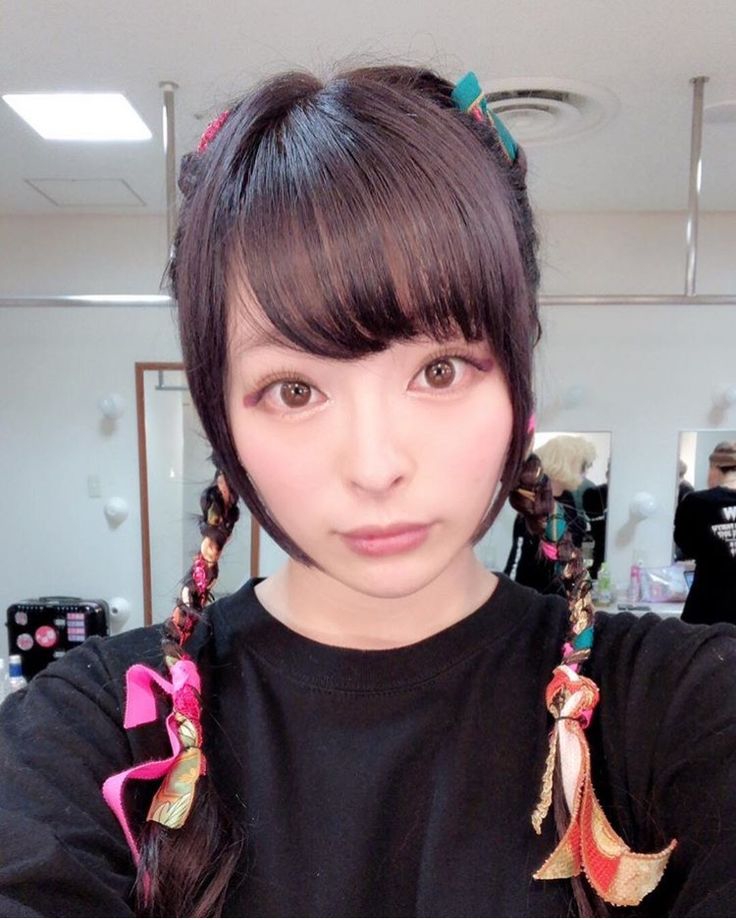 736x920